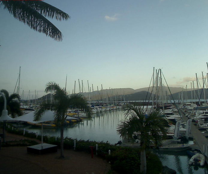 QLDWhitsundays's tweet photo. Welcome to the Weekend in the Whitsundays! https://t.co/mzBdOPcVft