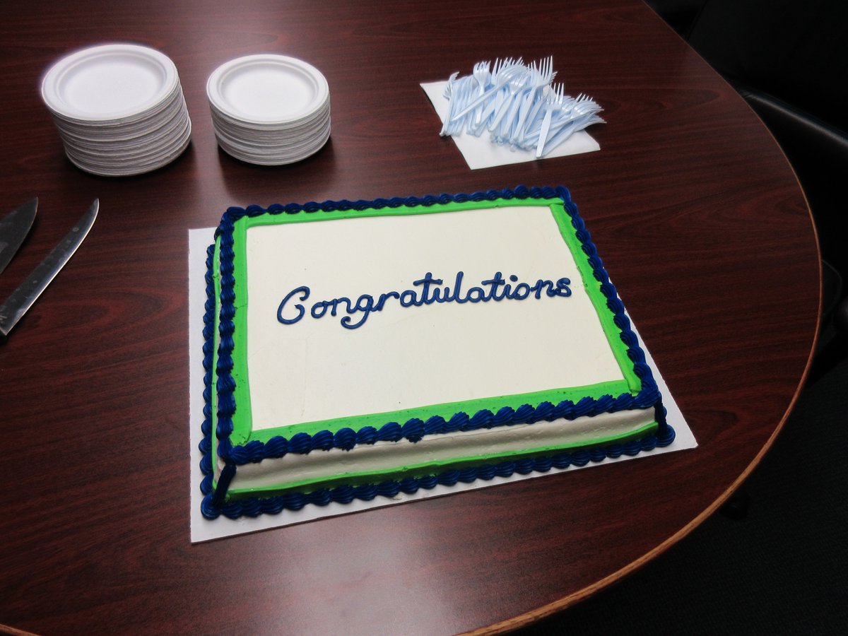 RLBLLP's tweet photo. A BIG congrats to @Taha_Zafar, Michelle, Richard & Anisha on passing @goCPAontario #CFE2015 ! #cake #rlbisawesome https://t.co/EcUFckcbgg