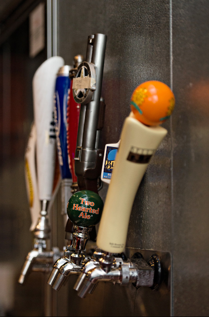 LamplighterOC's tweet photo. Had a long week? One of our delicious draft beers can help ease that tension! Stop in and enjoy one or two with us! https://t.co/VthDVMVeFV