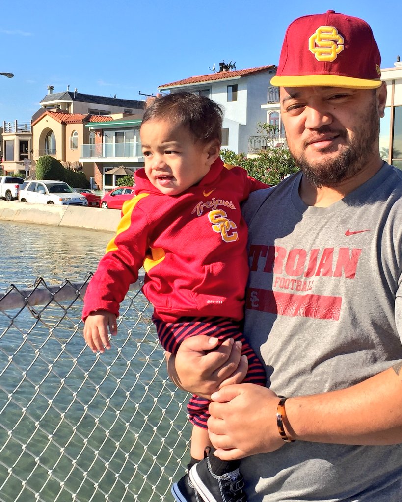 PoniFrancis's tweet photo. #TrojanPride @OscarHealth https://t.co/IrlRAVyJWV