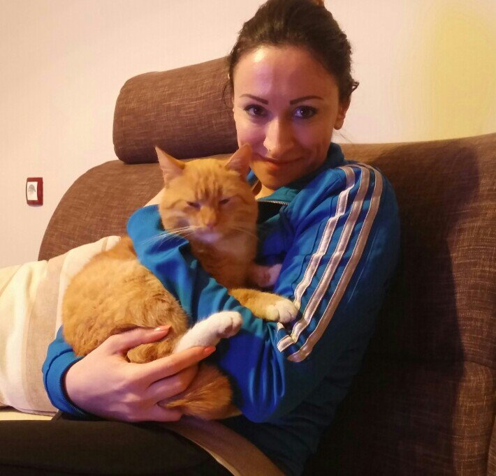 jecazaric's tweet photo. #AtHome #Srecko https://t.co/bBvhp49uNw