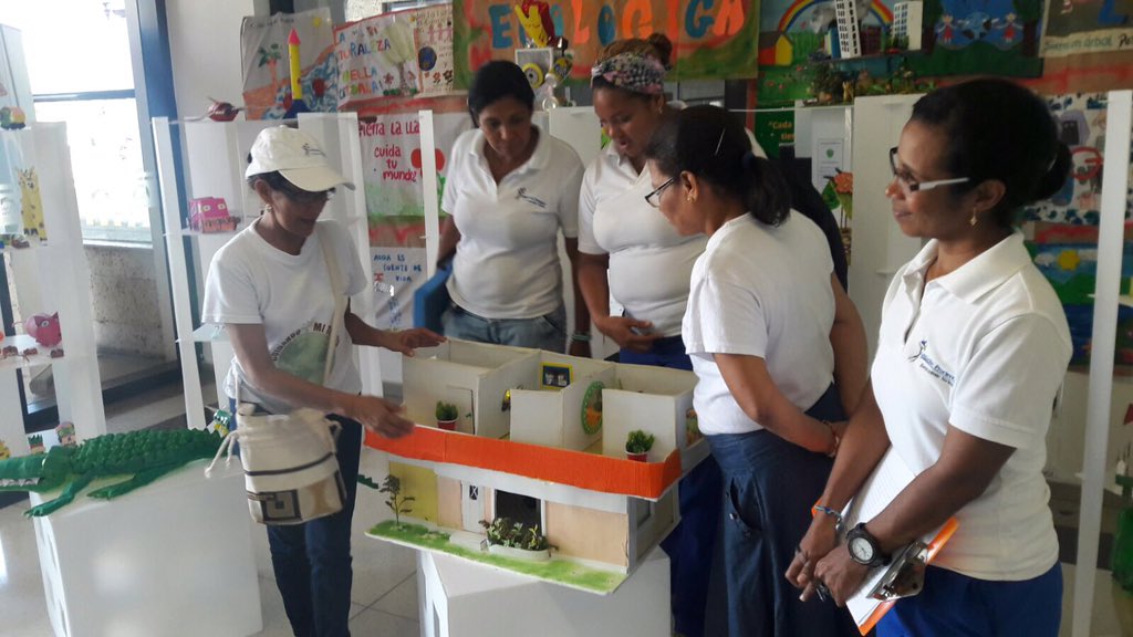 FundProciencia's tweet photo. Los invitamos a conocer las creaciones de niños y niñas del HI Los Ciruelos en material reciclaje #CuidandoMiTierra https://t.co/89IMtAmTEZ