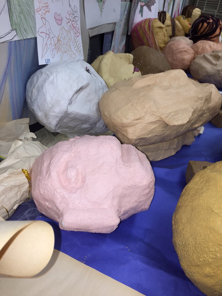 HillHerbe's tweet photo. #HillsdaleLocalHighSchool #plasterart #plasterhead #plasterart #3Dsculpture #3Dfaceart #faces #headart #facestudy https://t.co/o8p71RF8E7