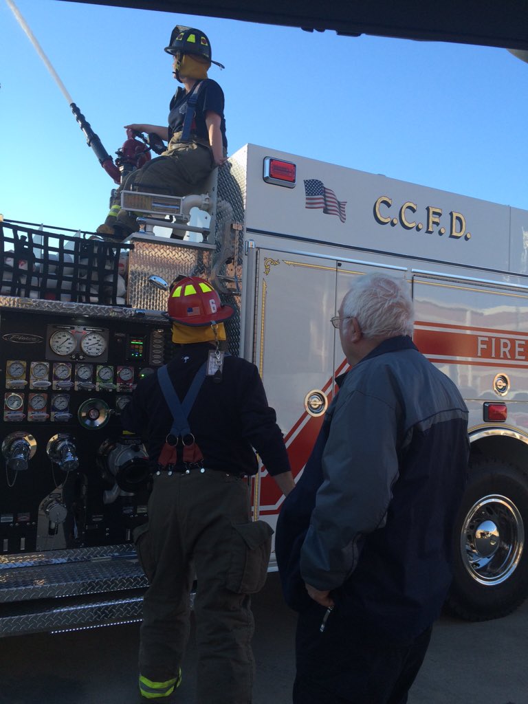 JoshJordan88's tweet photo. Pump training the new E-11. #MakinItRain @aprildlogan @LtCoachFD7 @clarendonfire @micjohnsonjr https://t.co/BSXtDfrroF