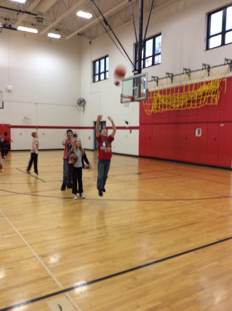 PLK5PE's tweet photo. He shoots.... he scores! #lovPE  #WeAre44 https://t.co/FYtPl8UvPJ
