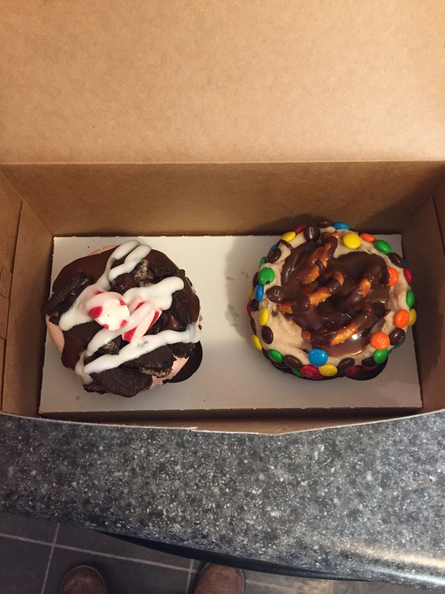 FFMedicGurl11's tweet photo. At least there's one high spot to the day! @_bubblecake_ #elffood #bucketlist https://t.co/jgD27ry6w1