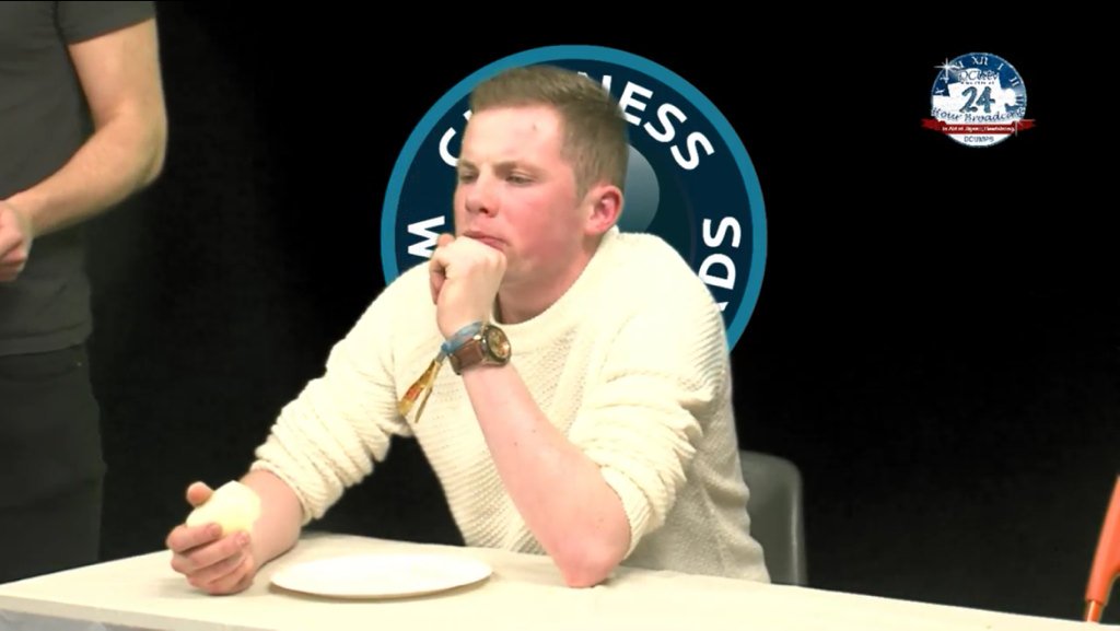 PhilipDarcy96's tweet photo. FairPlay to @ConorNoone eating a raw onion in aid of Charity #DCUtv24 https://t.co/OrlNTGe501