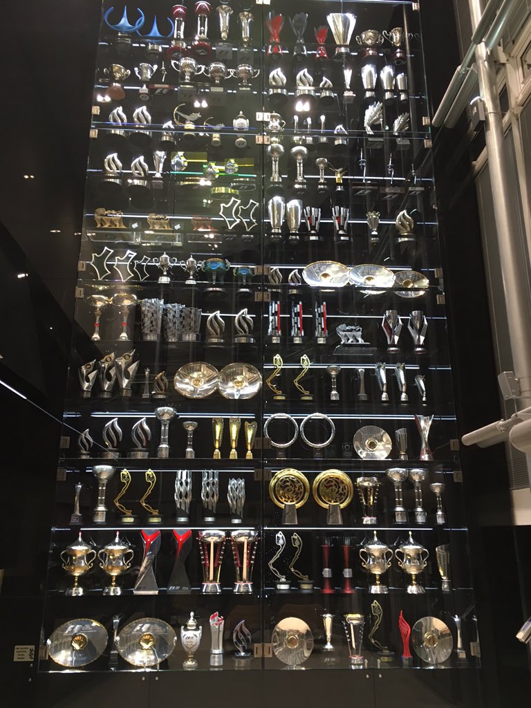 Many thanks <a href="/redbullracing/">Oracle Red Bull Racing</a> for you hospitality tonight. Such an interesting tour. #F1