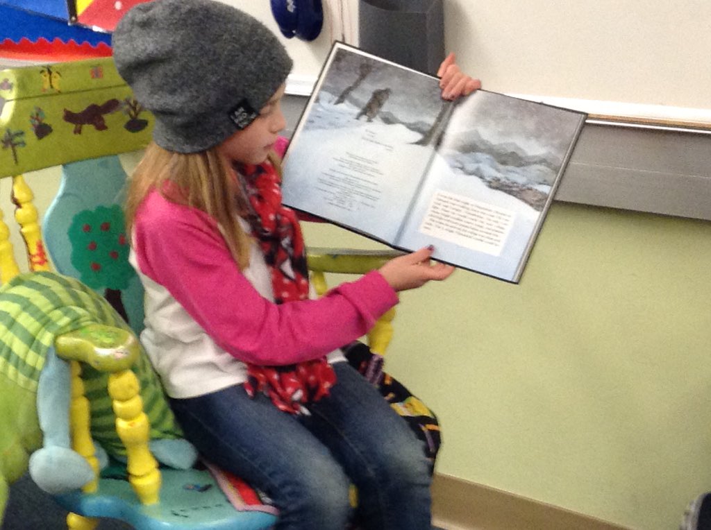 MrPlein's tweet photo. Another special guest reading "Hershel and the Hanukkah Goblins" https://t.co/s60cHcFG9H
