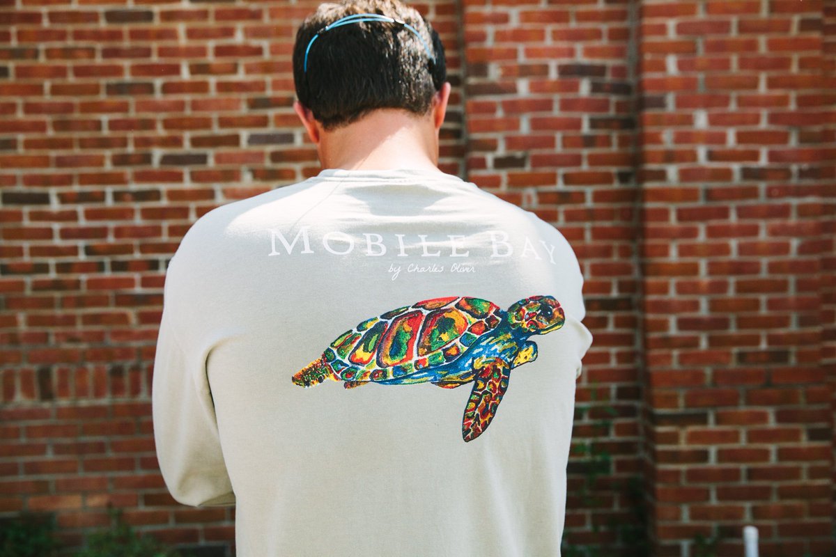 Shop_Mobile_Bay's tweet photo. Grab shell dude! It's almost the weekend! #shopmobilebay #longsleevetee #watercolorturtle https://t.co/Fdv1y5tnrv