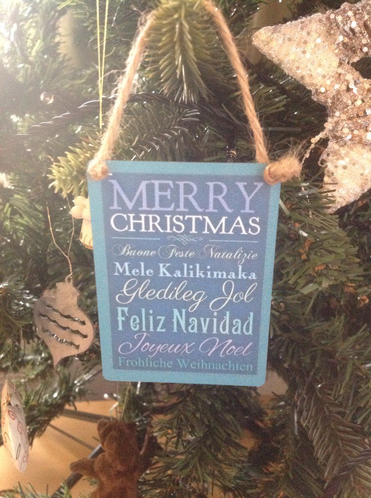 FarmCountryGift's tweet photo. The best quality #ChristmasDecorations Made in the UK by Metal Sign Company. Look fantastic on the tree! #xmastree https://t.co/yapJvHCAvE