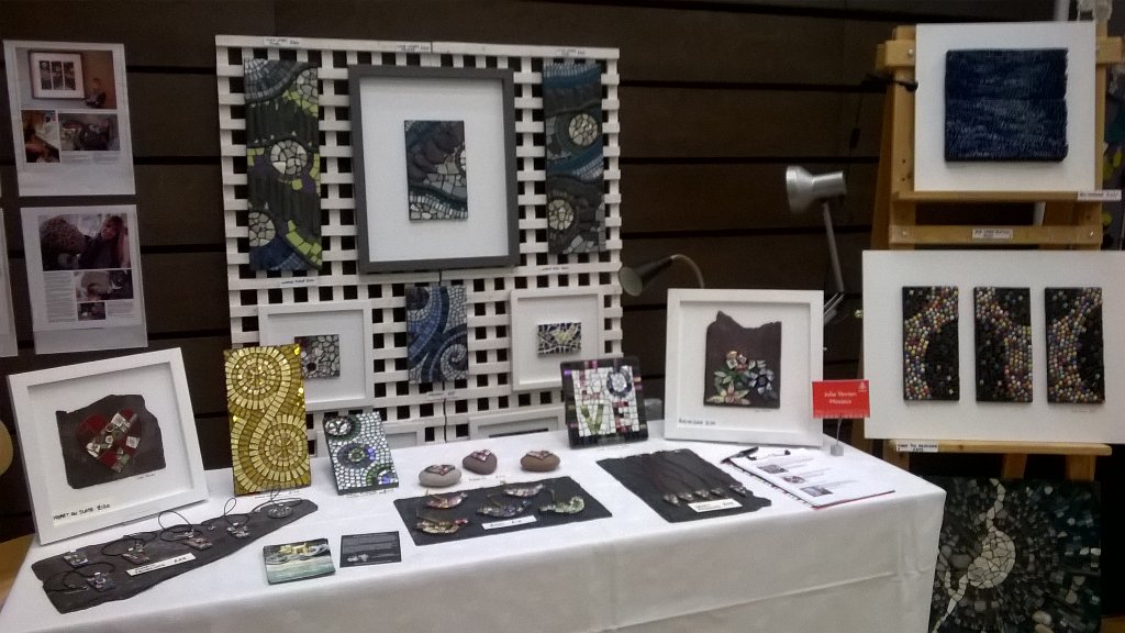 JulieVernonArt's tweet photo. Back tomorrow 10-6 @Nottm_Contemp showing lots of new work #craftdesigncontemporary https://t.co/4yL96HEJnv