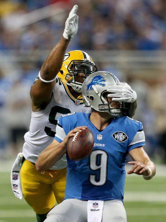 RobHaskamp's tweet image. Hey @NFL @nflcommish how come the @Lions didnt get a face mask call from this one. Taylor never grabbed Rodgers mask