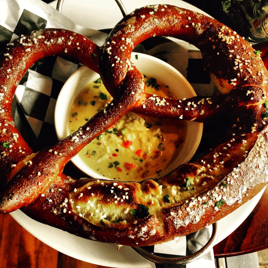 It's back! #GetToThePoint for our Bavarian Pretzel special! Yum! <a href="/ElisaDiStefano/">Elisa DiStefano</a> - your favorite!