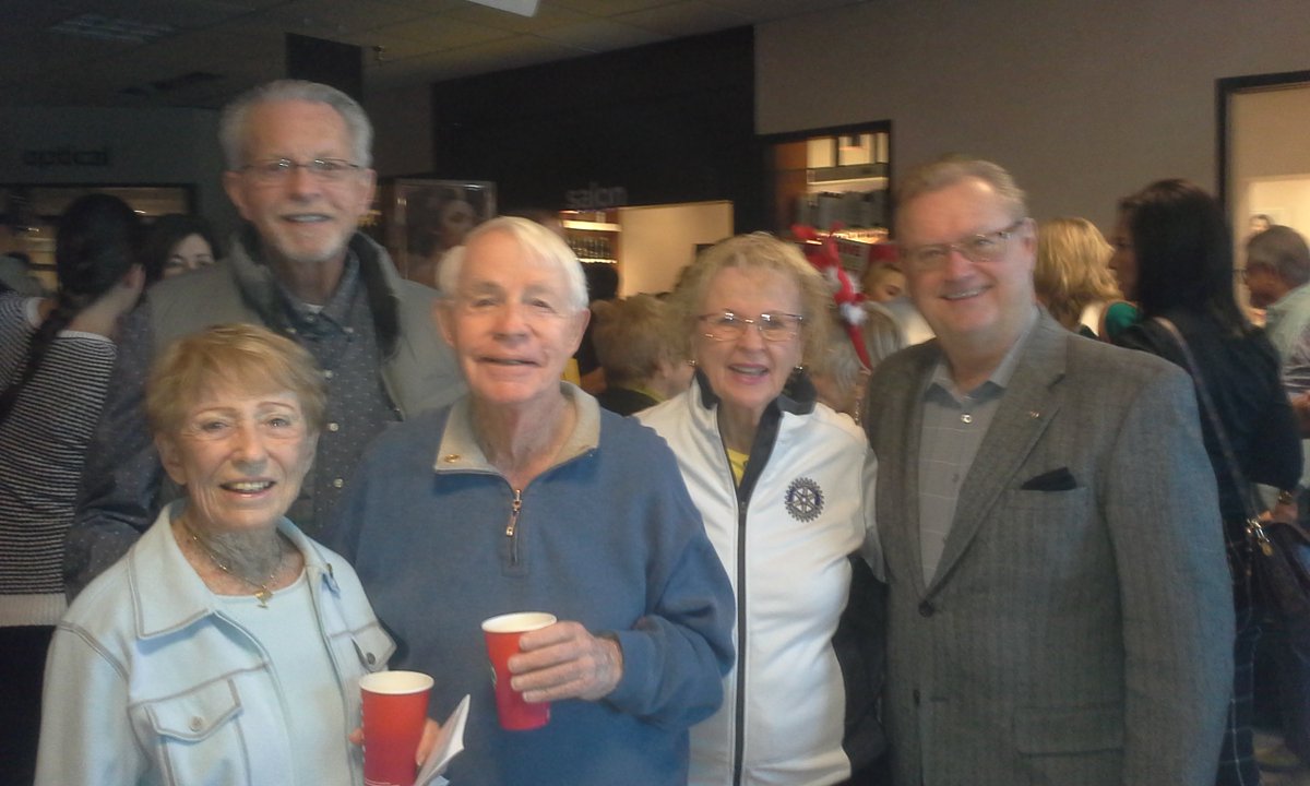 Trowbridge4NV's tweet photo. Thanks to @jcpenney for helping Rotary $ go further and to the Summerlin Club for the volunteers to make this work! https://t.co/yziIRfSEC7