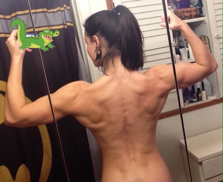 AndiWilliams199's tweet photo. #flexfriday #gains #hatergator #illgiveyouashowtho #fifam #fitmomof3 #liftlife https://t.co/fC5kBj63Np
