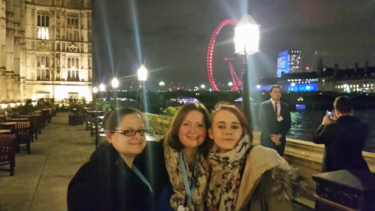 staceycrageSRRT's tweet photo. What an amazing day :) on the house of commons terrece 😛 brilliant end to the day @MichelleC_SRRT @fiona_SRRT https://t.co/4BGb5KvSrf