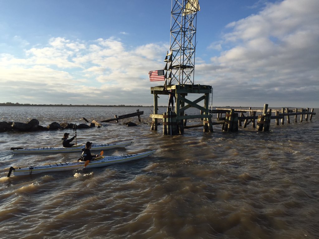LegaciesAlive's tweet photo. HE DID IT! Chris - 1ST AMERICAN 2 EVER #SWIM THE #MISSISSIPPI 2,350 Miles | 10 US States | 181 Days #LegaciesAlive https://t.co/UOkEYSghgb