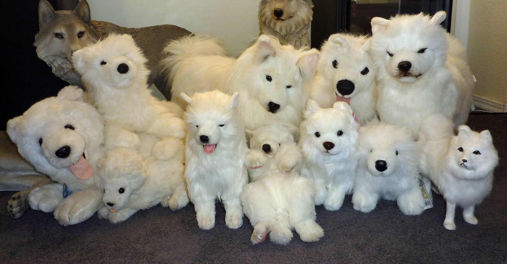 Large samoyed store stuffed animal