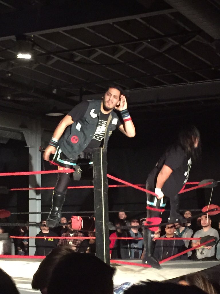 Clotheslined's tweet photo. Check out @MattKnicks1 rocking Clotheslined tonight at @FreelanceWres! #RepresentTheFinest https://t.co/aXOBJeo6wj