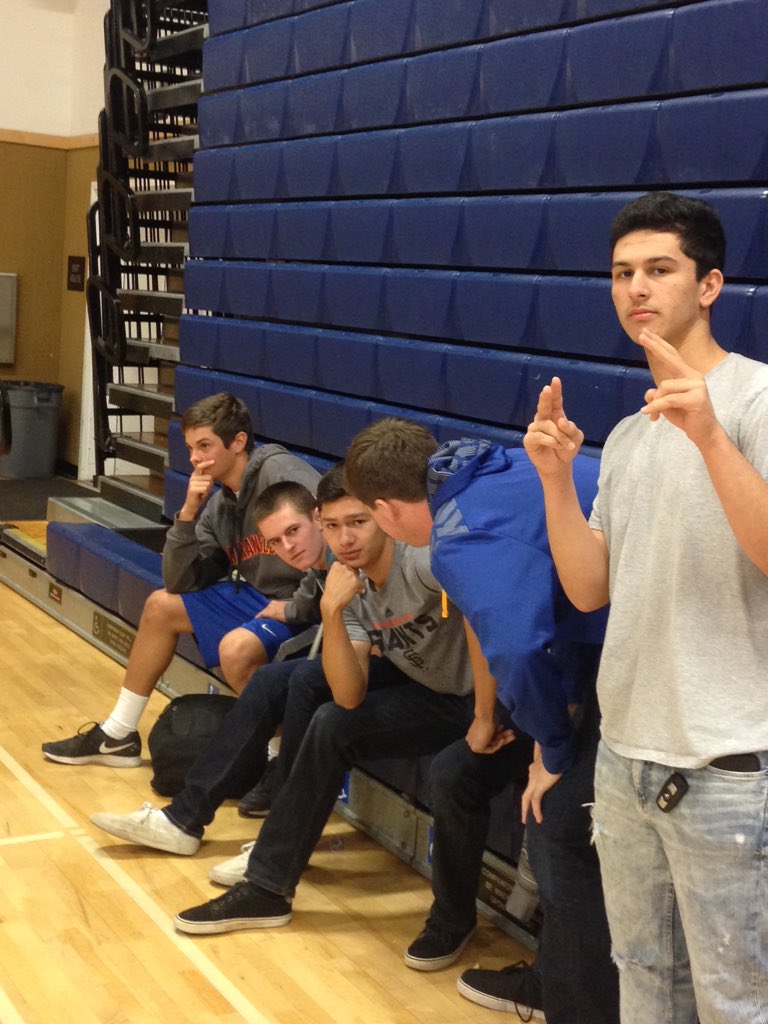 BatDownBandits's tweet photo. Thank you @gucciguwopdball for comin out and supporting us today! #NoFlyZone6thMan https://t.co/CBGpuc5VhS