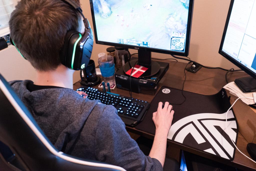 LogitechG on Twitter: ...