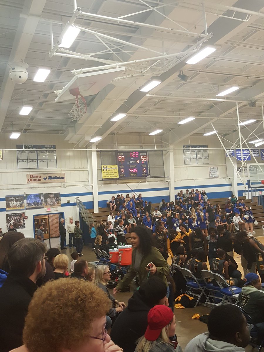 DeShawnDulan's tweet photo. Not done yet.
Pictures are easier than typing...
#vscentral
@ladyeagles123
@EHStudentSect16
@athleticsEHS https://t.co/Hx9jIxoBeD
