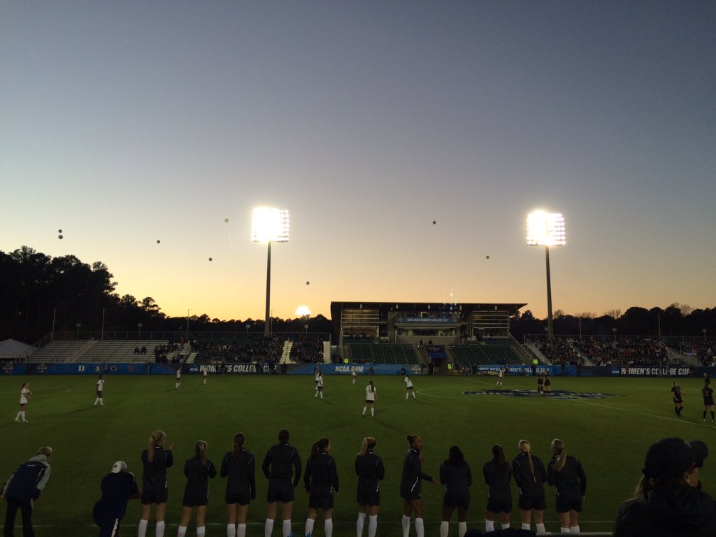 mikawillis14's tweet photo. PSU in the the finals!!!!! #WCollegeCup #PennStateWSOC https://t.co/6afpAyYZe4