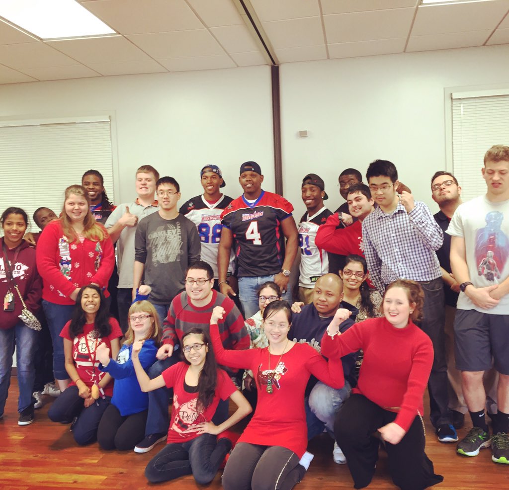 CoopFlee82's tweet photo. S/o the Reach Program for having us as a special guess at their Christmas event today we had a blast!!! #TexasRevs💪 https://t.co/3a4RLlDY6g