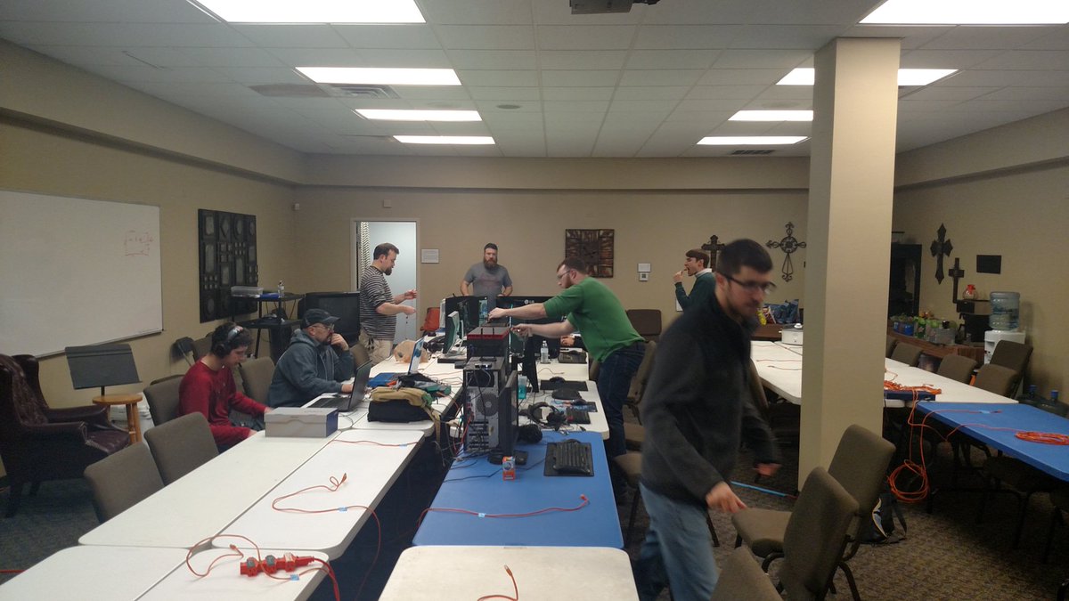 BrettFX's tweet photo. And so it begins! #FSLAN https://t.co/vW4zC9N8EG