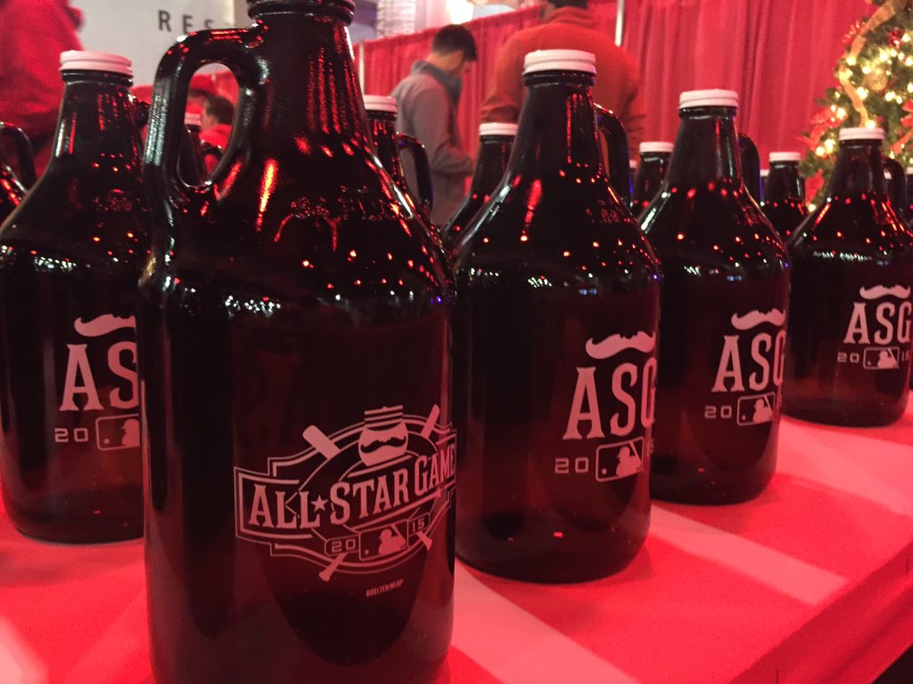 OMGreds's tweet photo. Love the ASG growlers. A few let at Reds team shop #Redsfest https://t.co/qtZOuEQl54