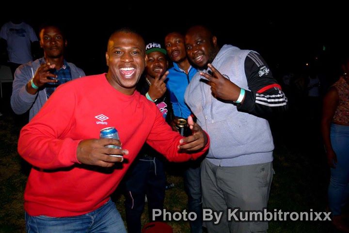 Kayz271's tweet photo. @msvimbai_nashe Pliz huyai tidye prezha paMzansi..asi une flue https://t.co/LczzMAwy1d