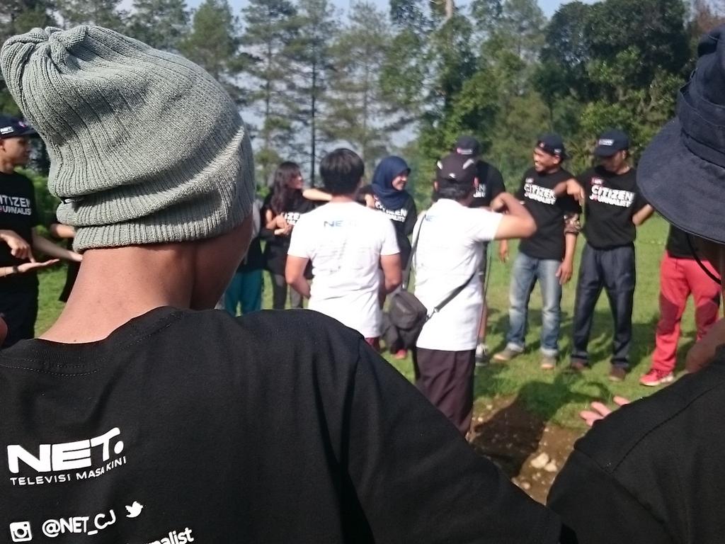 cekrekrecord's tweet image. Retweeted NET_CJ (@NET_CJ):

Peserta #NETCJCAMP mengikuti Sesi fun games  fb.me/6WWfZhHjT