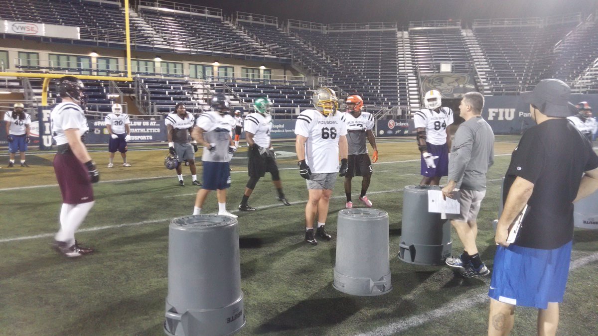 FCSBOWL's tweet photo. 2015 FCS Bowl @FCSScout https://t.co/r1izBXHzyh
