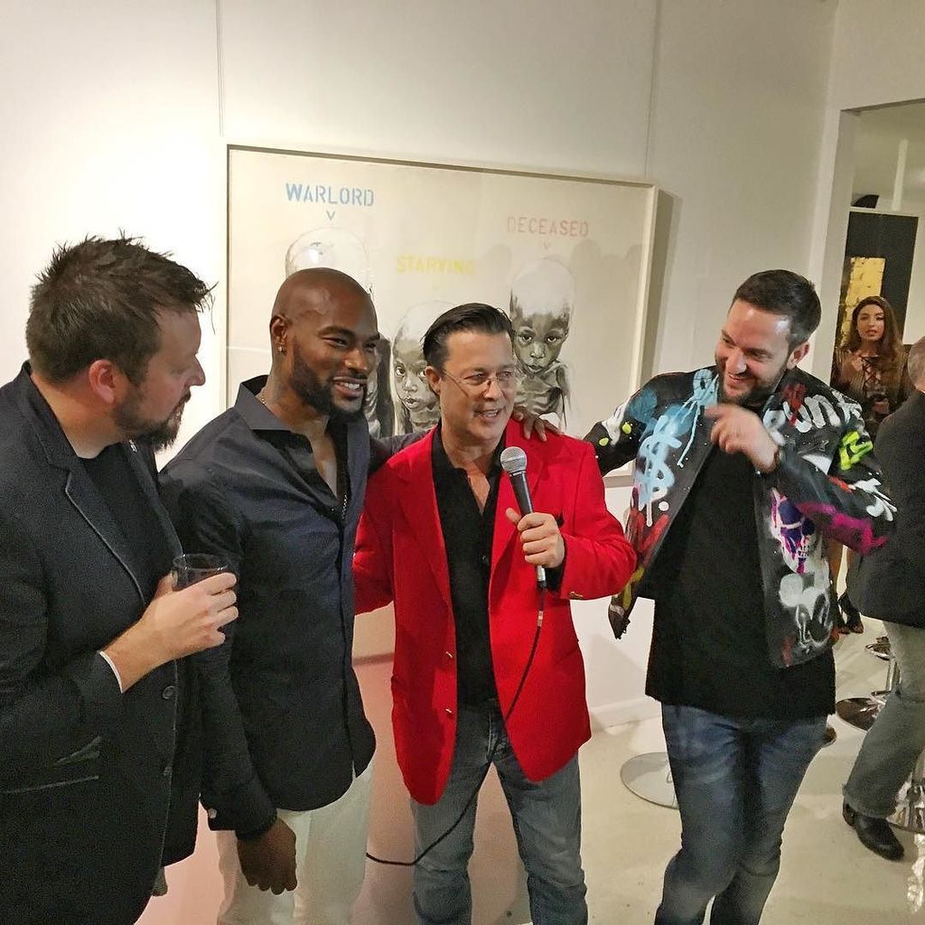 LivingExposure's tweet photo. With @tysoncbeckford @macayagallery with @ansamotorcars & @lifestyle_miami
#ARTCELERATION… https://t.co/yy5b51C3Wp https://t.co/Vv5OppmnM8