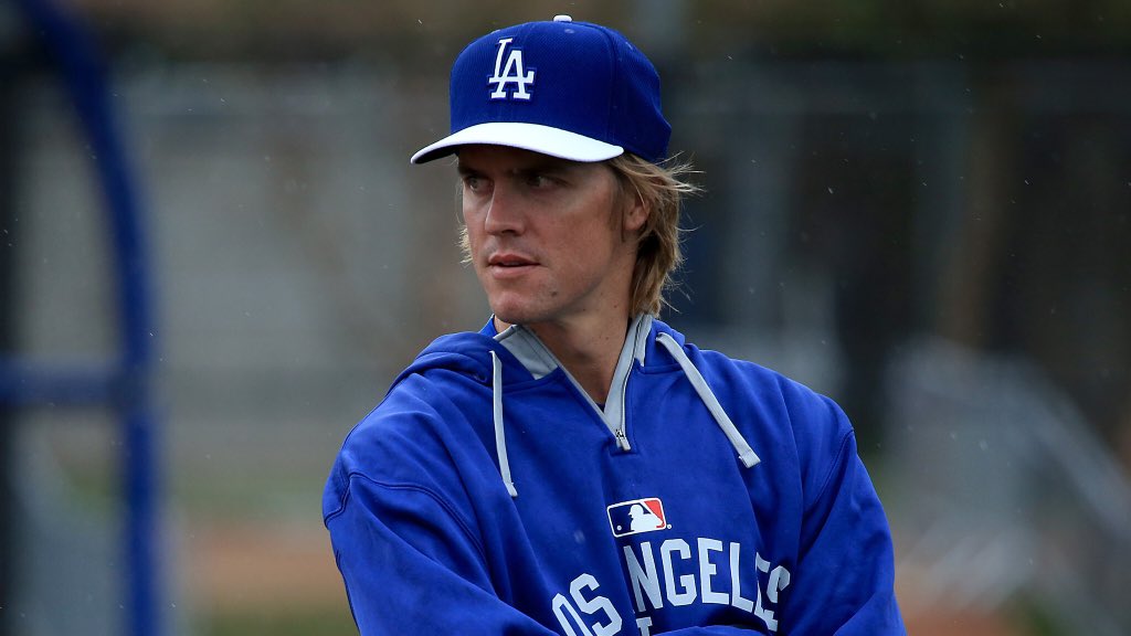 Zack Greinke agrees to a six-year deal with the Arizona Diamondbacks.