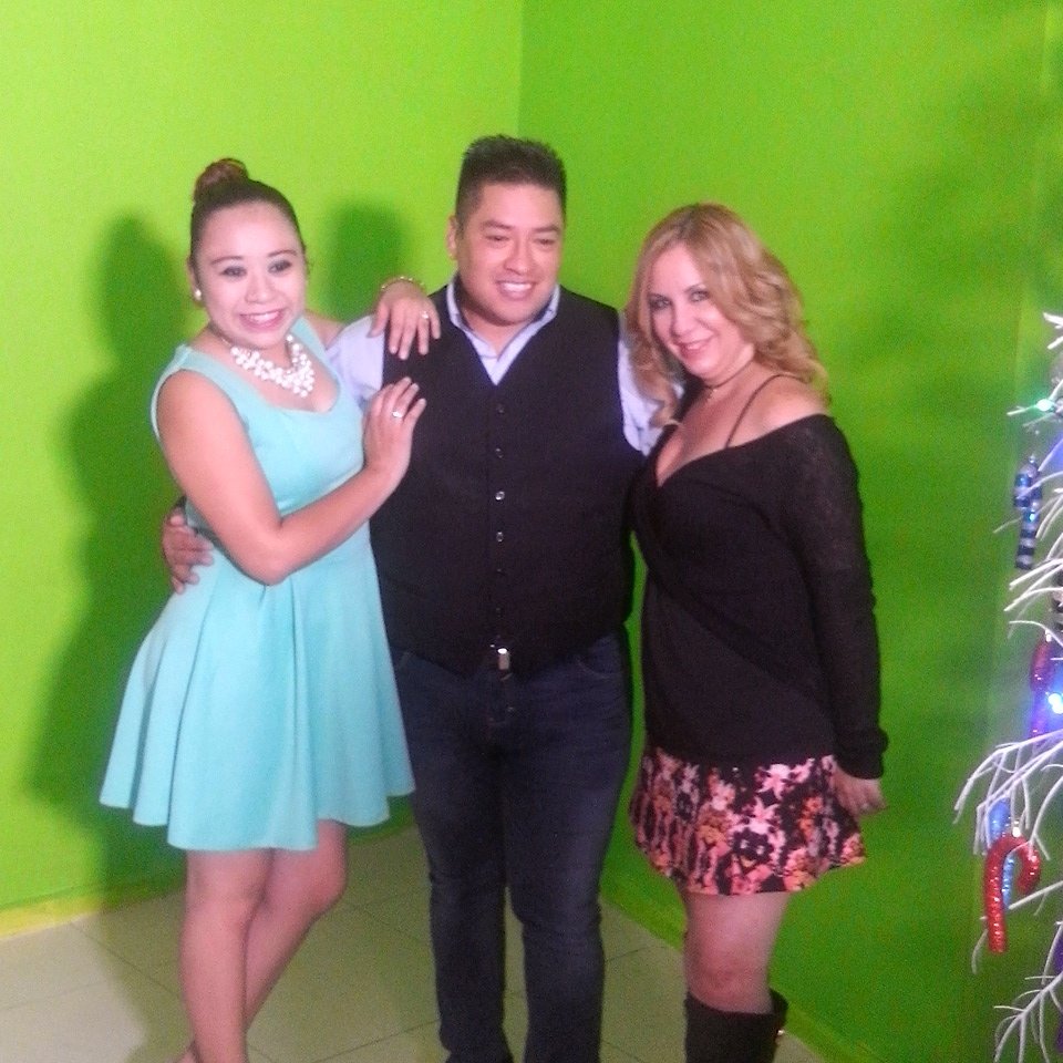 Yelipuchi's tweet photo. con Miki Castillo en el programa Divas A Bordos https://t.co/5IPC5b3XYY