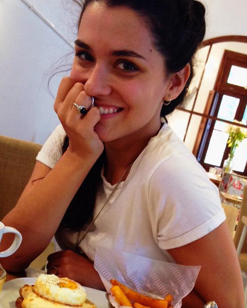 allavoyxrp's tweet photo. Por siempre y para siempre hoy hago la promesa de ser: #Albanatica. @AlbaRicoNavarro. https://t.co/RYPdWi9PDd
