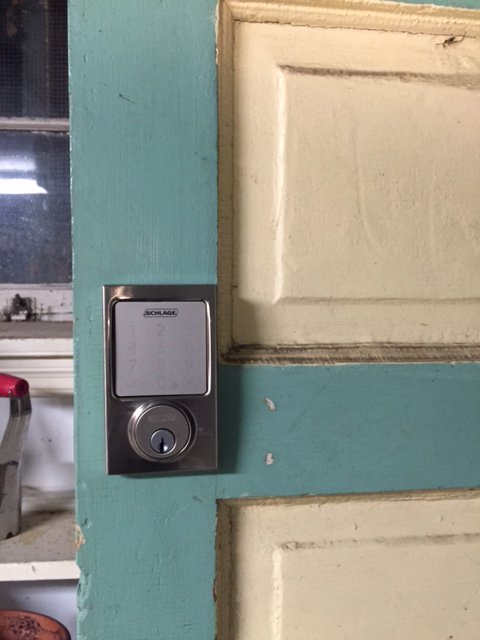 PHL_Locksmith's tweet image. Order now:15% off on all Electronics Locks PARTS + LABOR
25% off on labor fees only
#keylessentrylocks #keypadLocks