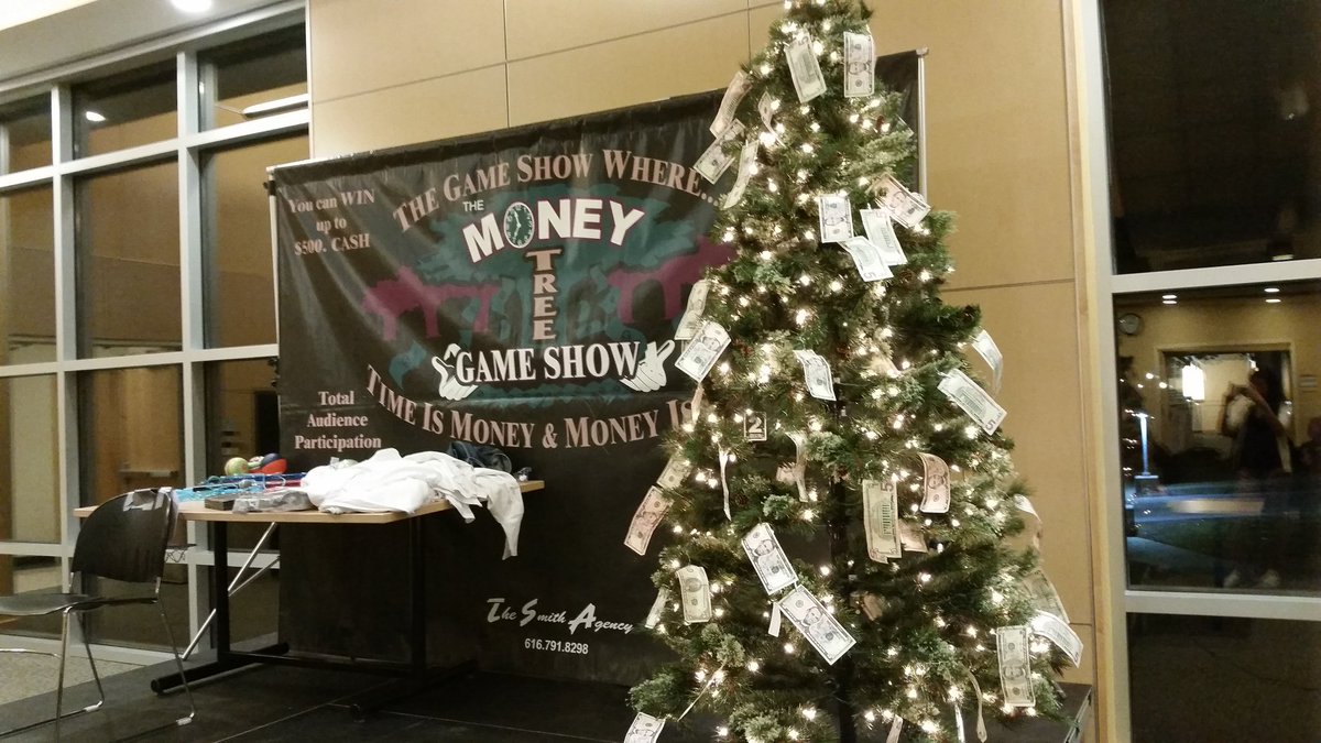 CastletonCab's tweet image. Come win cash with cab!!! 1787 room 9 o&apos;clock