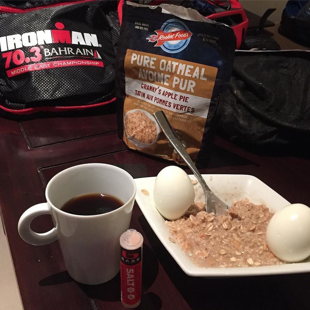 tribrentmcmahon's tweet photo. It's race morning! Time for the usual breaky #RocketFoodsOatmeal 2 eggs with #basesalt and coffee! @bahrainenduranc… https://t.co/M4KktofvhC