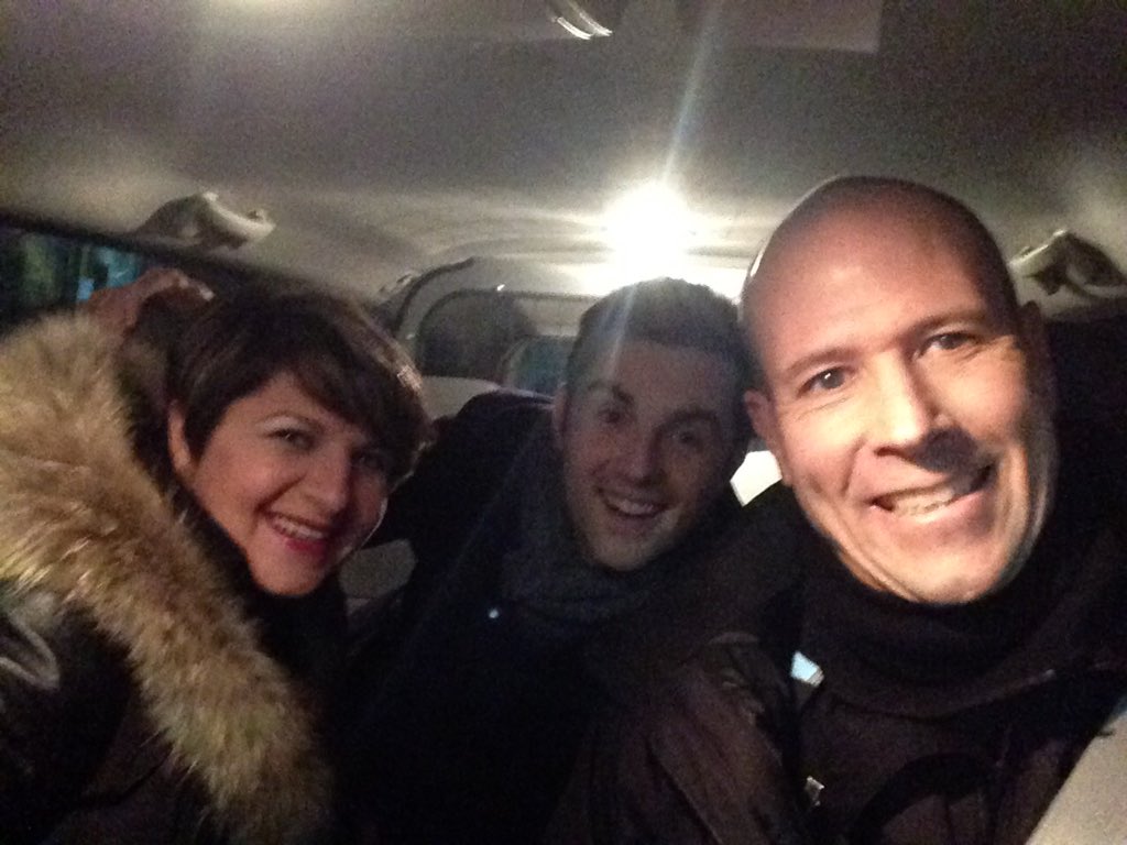 mpbouchard's tweet photo. Équipe #2 sur la route! Direction le Gambrinus. @MathieuPapillon @Lenoeldupauvre Suivez-nous jusqu'à minuit! #ndp15 https://t.co/80SJYNKbqG