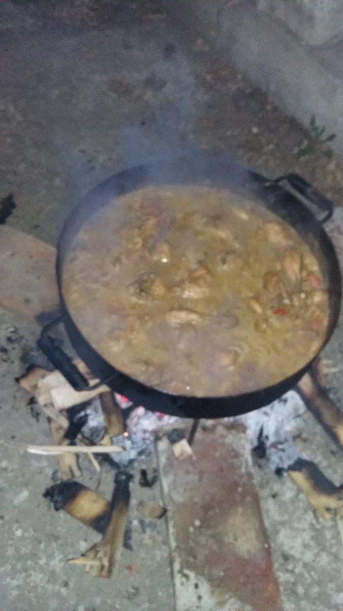 GiaaBongiovanni's tweet photo. El rejunte de pollo al disco 🍗🍖 https://t.co/UUrmYrtqsG