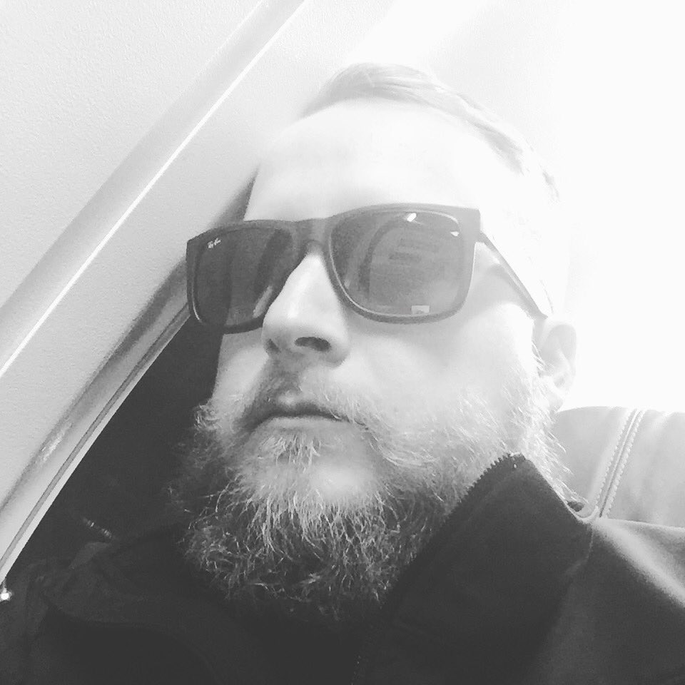 steinekin's tweet photo. Crazy trip full of #TheGameAwards and #Disneyland shenanigans and I'm beat... 💀 #SteinOut https://t.co/W8effuqj4h