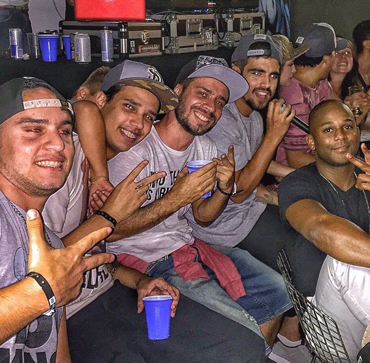 50tonsgregot's tweet photo. Caio hoje😍❤️ https://t.co/ScygIaXQmT