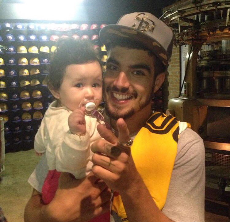 50tonsgregot's tweet photo. Caio hoje😍❤️ https://t.co/ScygIaXQmT