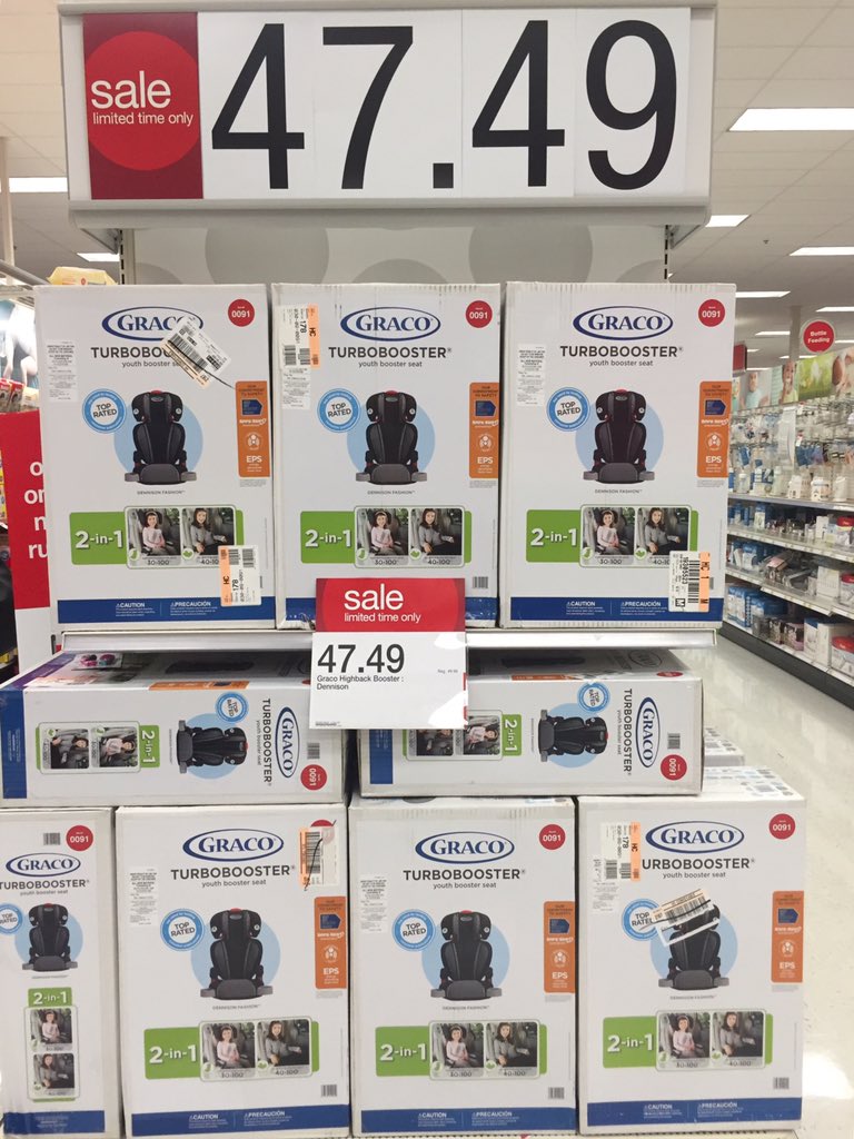 meganmshaver's tweet photo. FULL endcaps in infant basics! 🎯���🏼❤️ #T2187 #gosales @ConnieDroge @rmunny0128 @jolly_reba @jimmy_0802 https://t.co/Mzhkor19B9