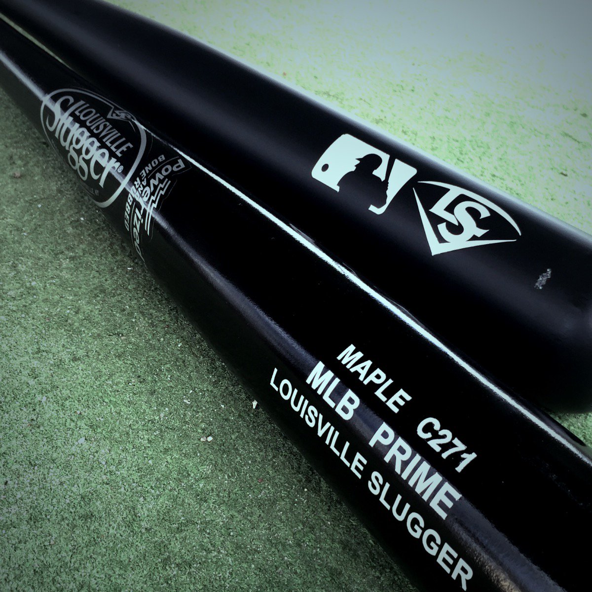 sluggernation's tweet photo. Matte or High Gloss Black? #LSmaplesweetness #mlbprime #c271 https://t.co/epy8W77JA6