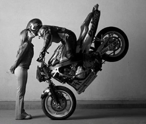 Accela バイク記事紹介 家庭円満の秘訣 バイクにうるさい嫁は ジャックナイフキスで唇を塞ぐ ゚w゚ ノ T Co Hpyzdtjif9 Accela バイク記事紹介 家庭円満の秘訣 バイクにうるさい嫁は ジャックナイフキスで唇を塞ぐ ゚w゚ ノ T Co Hpyzdtjif9