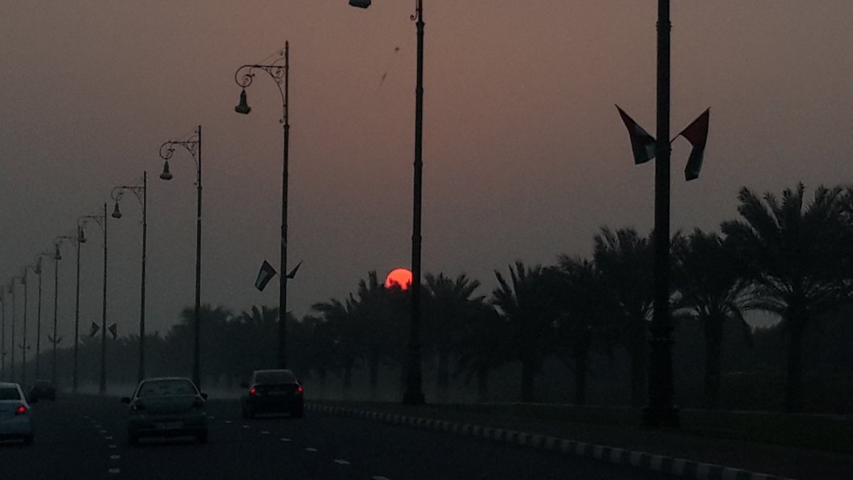 bonnliberte's tweet photo. #GoodMorningFreedom RT @tariqjankhattak: #SunriseDaily  at #Sharjah #UAE https://t.co/YLZJYGrjbm